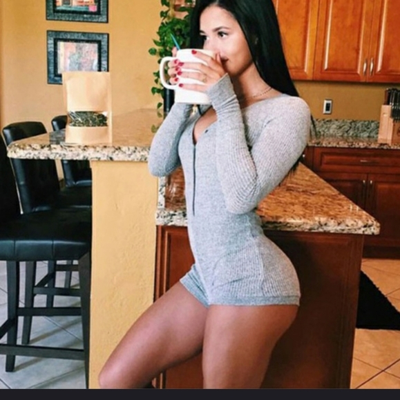 Pink Romper - Picture 3 of 4